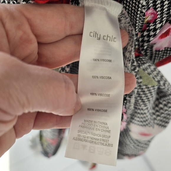 City Chic Houndstooth Plaid Floral Casual Mid Dress Plus Size 18 Red Black - Picture 4 of 8